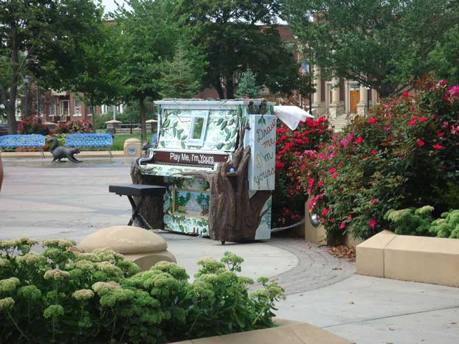 PIANO-IN-PARK-5.jpg