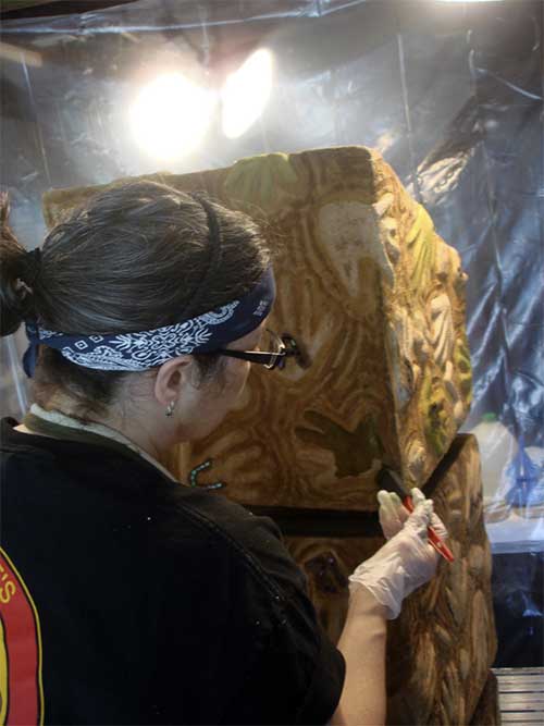 applying-dye-2.jpg